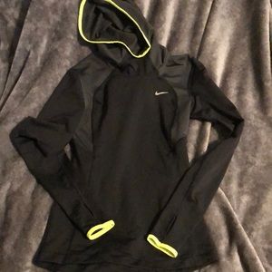 Nike pullover